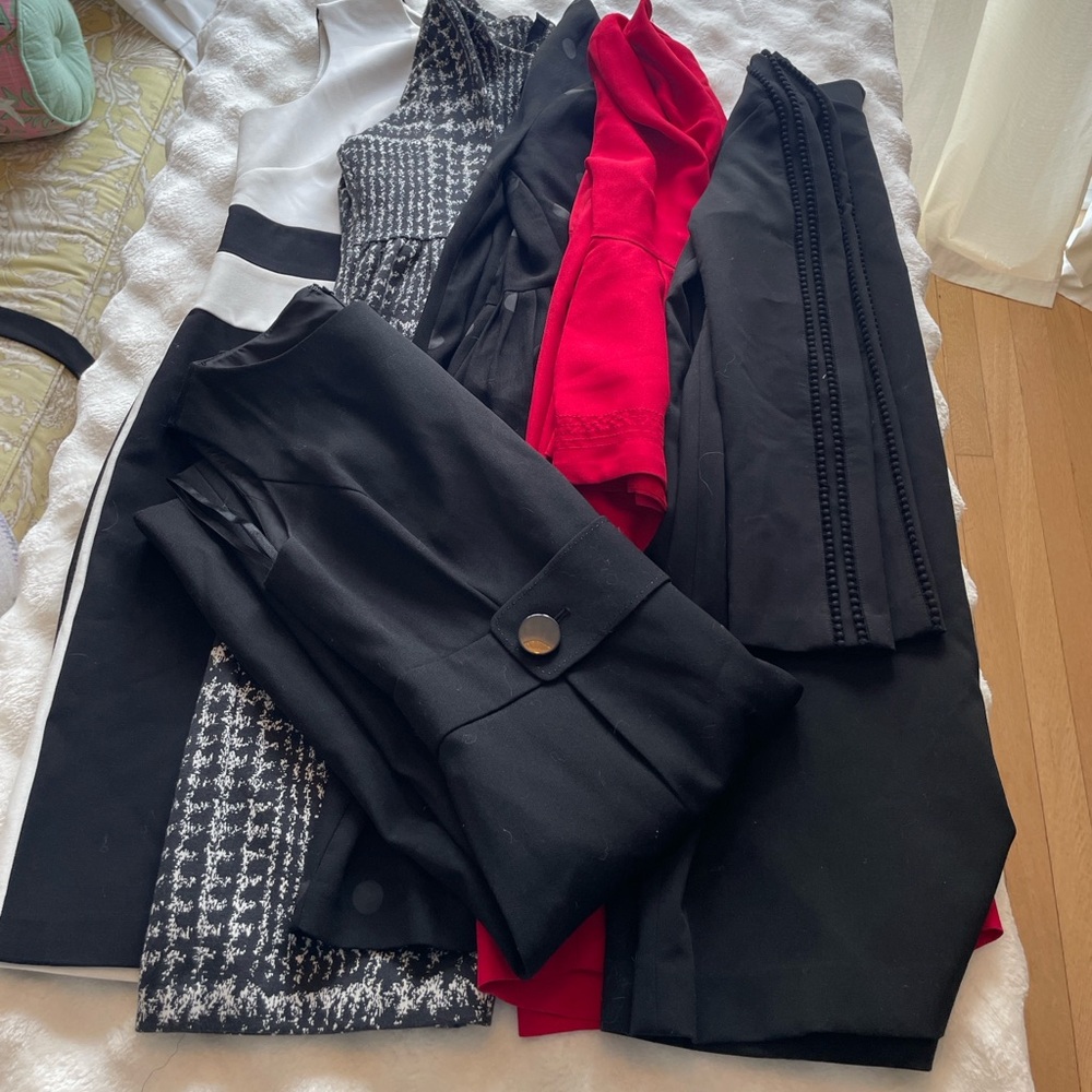 6 Ann Taylor  Midi Dress + Banana republic